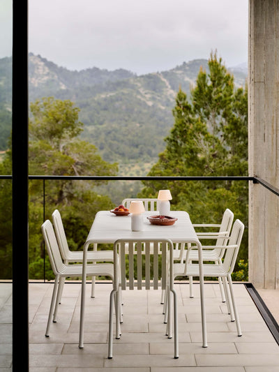 Hay Palissade table