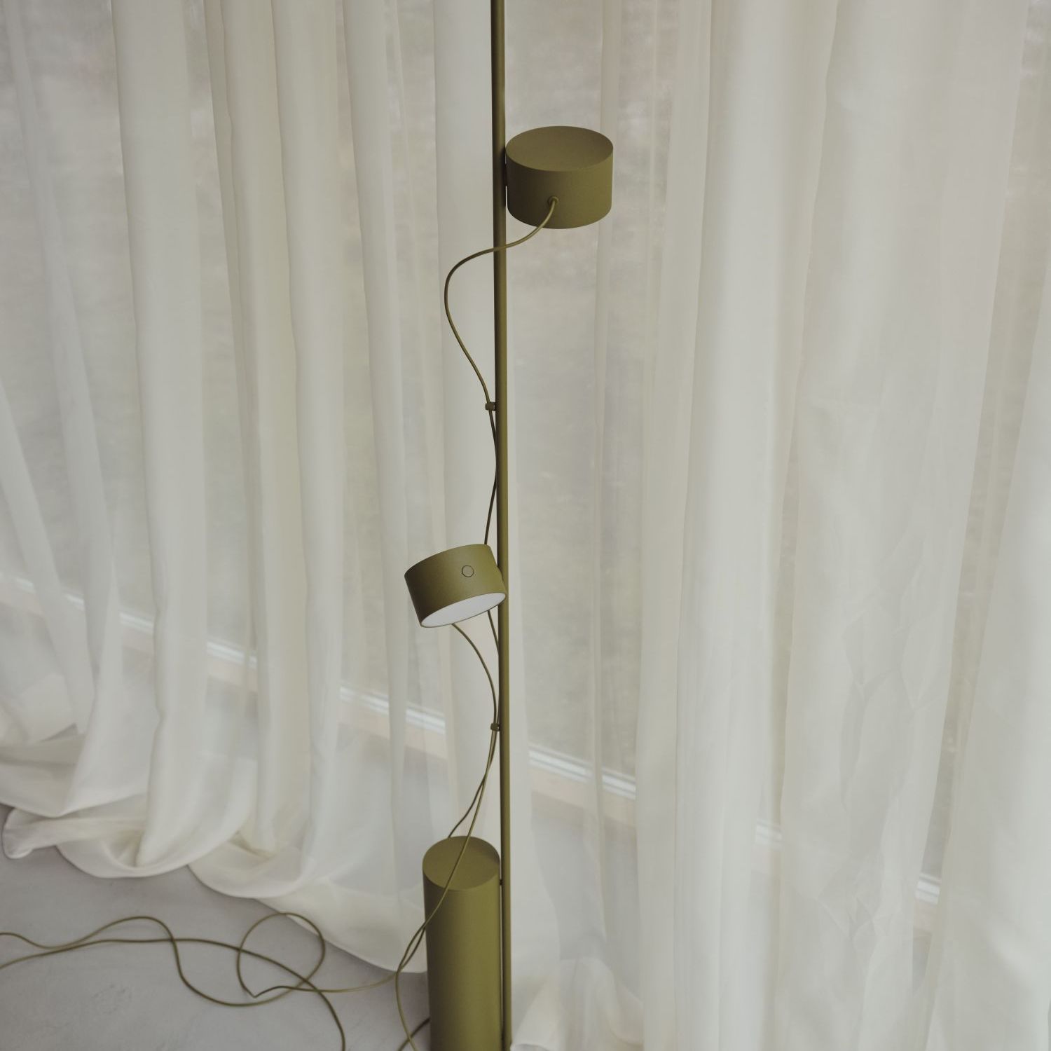 Muuto Post floor lamp