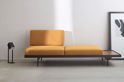 Innovation Puri daybed with walnut table, 536 boucle orhre