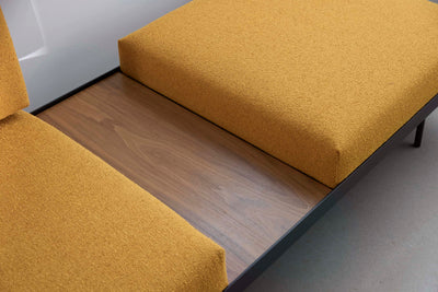 Innovation Puri daybed with walnut table, 536 boucle orhre