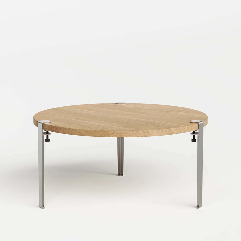 Tiptoe Coffee table in solid oak, core edition
