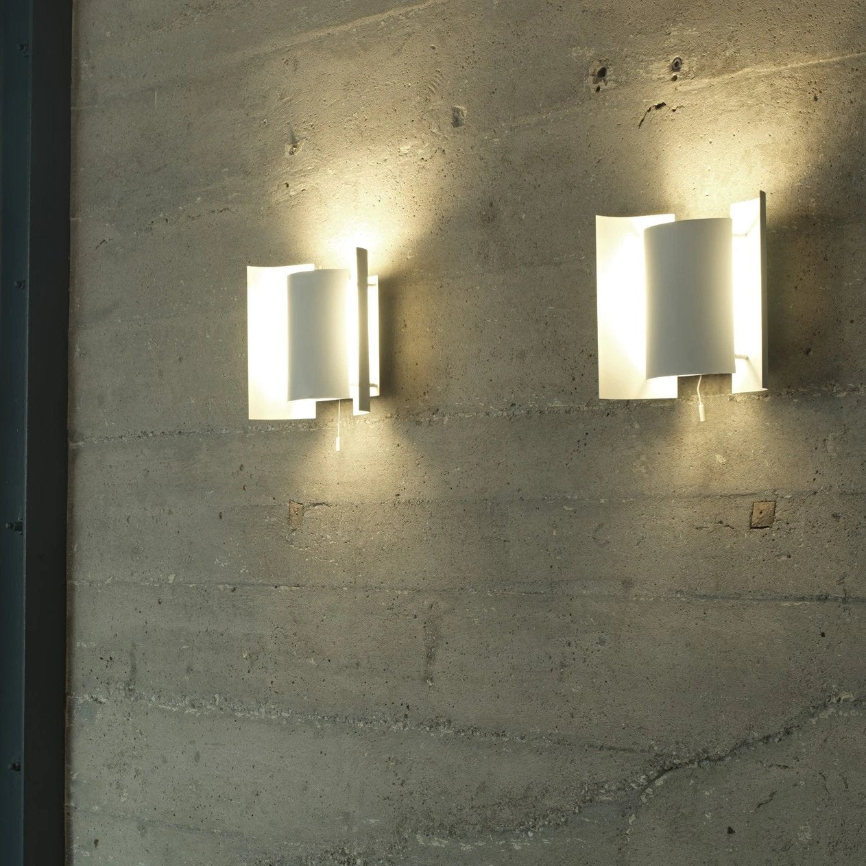 Northern Butterfly wall lamp