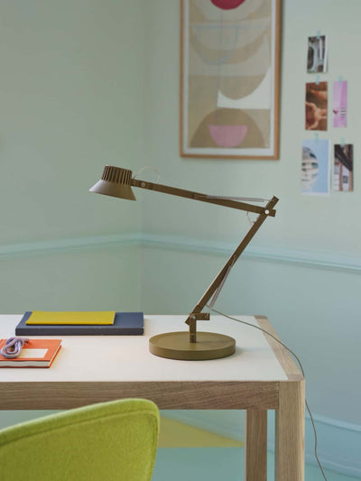 Muuto Dedicate Table Lamp