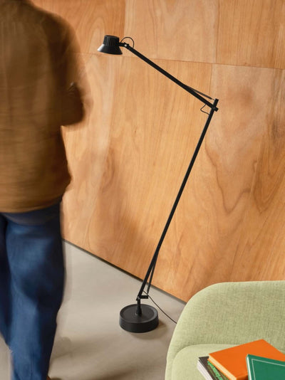 Muuto Dedicate Table Lamp