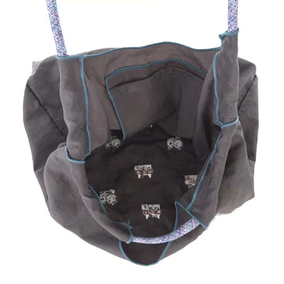 Kusuguru Nekomaruke tote
