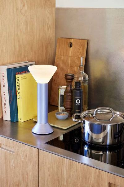 Hübsch Hubsch Flash rechargeable lamp, metallic purple