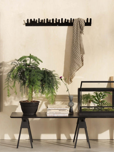 Design House Stockholm Wave hanger, black