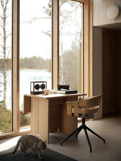 Design House Stockholm Flip table