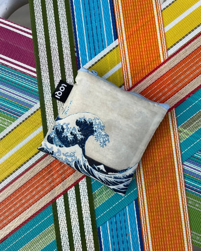 Loqi Katsushika Hokusai The Great Wave tote