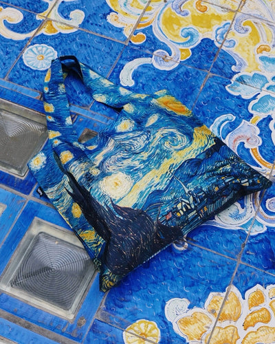 Loqi Vincent van Gogh Starry Night tote