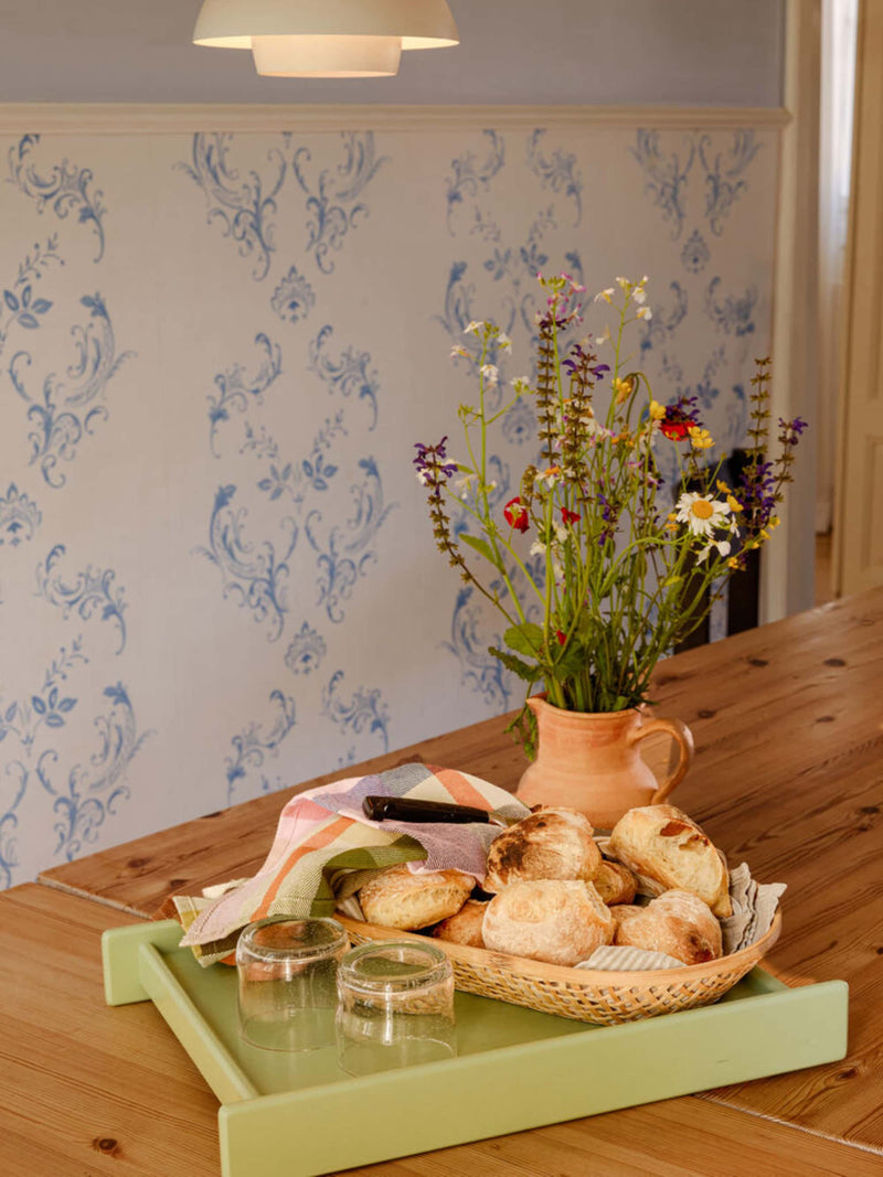 Hubsch Less Tray, green