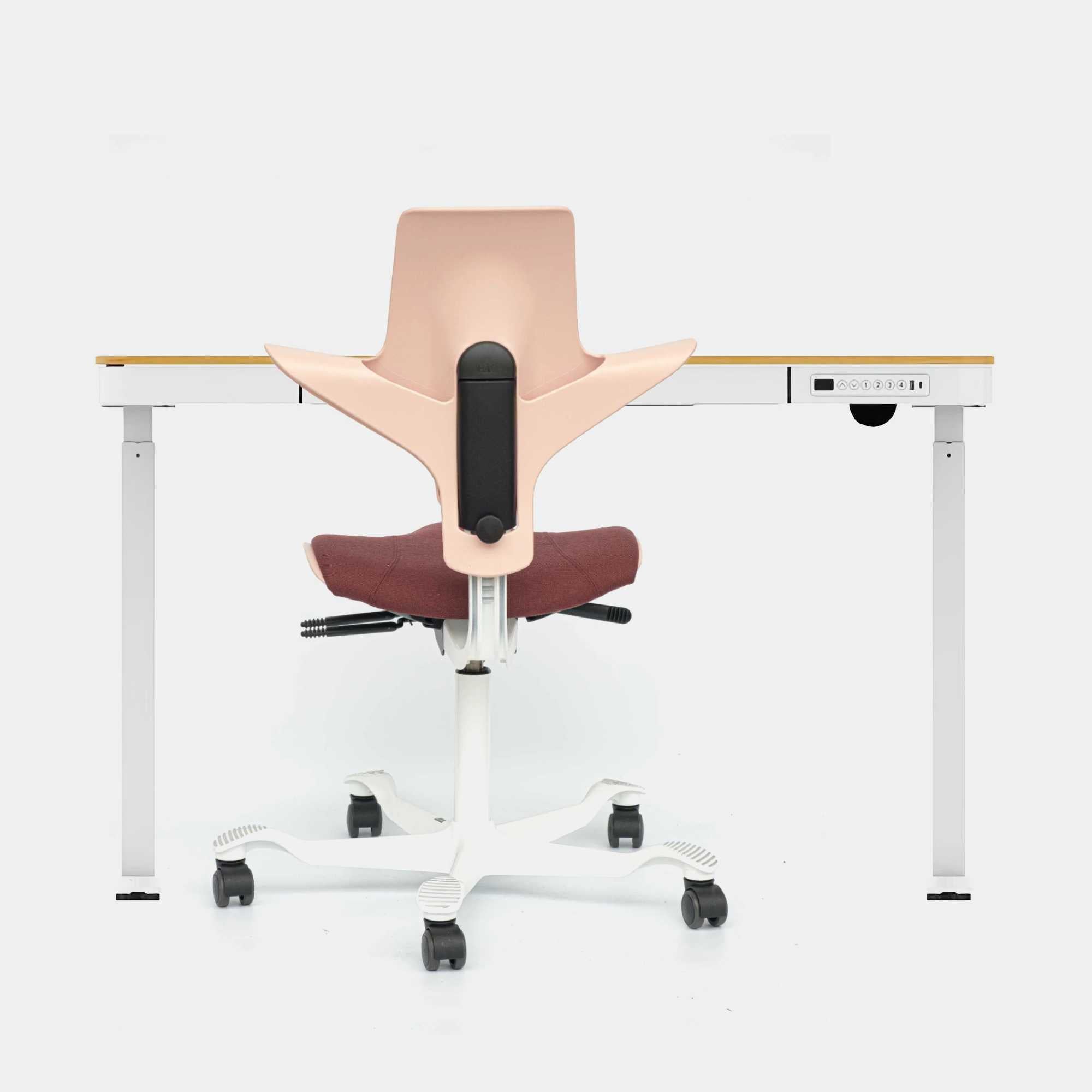 refurbished | HAG Capisco Puls 8020 ergonomic chair and Table Bundle