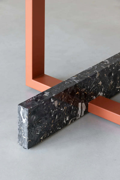 Magis Pied-à-terre round table