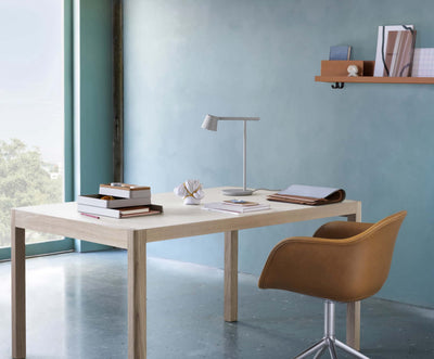 Muuto Tip Table Lamp