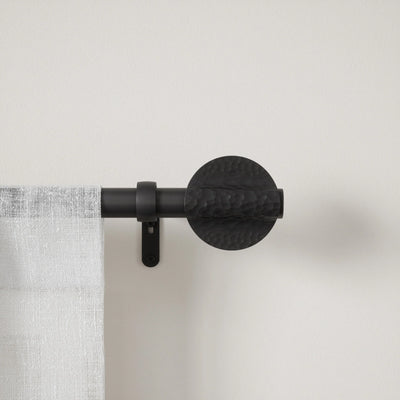 Umbra Odyssey Expandable Curtain Rod (107-305cm)