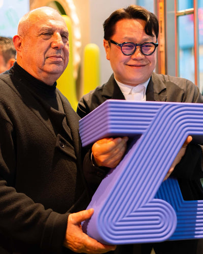 Qeeboo Walking table, ivory