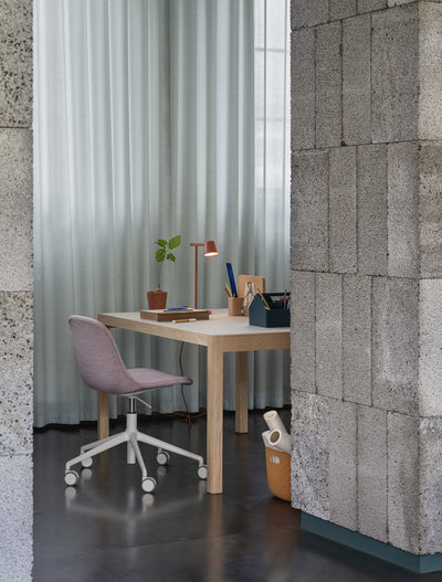 Muuto Tip Table Lamp