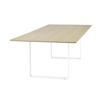 Muuto 70/70 table, oak veneer/plywood/white (225x90 cm)