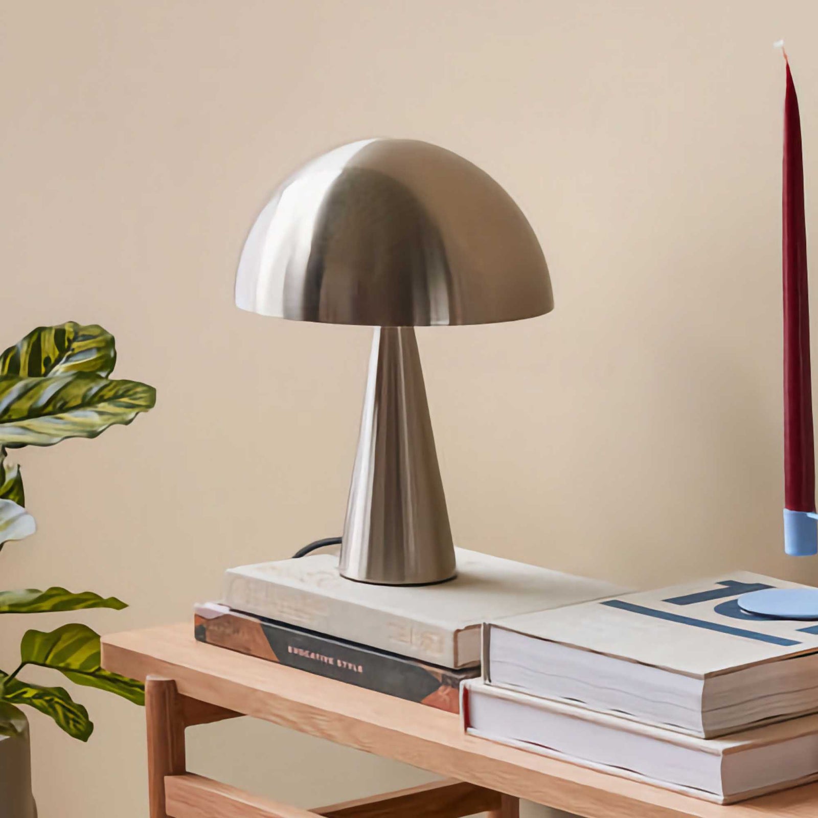 Hübsch Mush Table Lamp Mini, Nickel