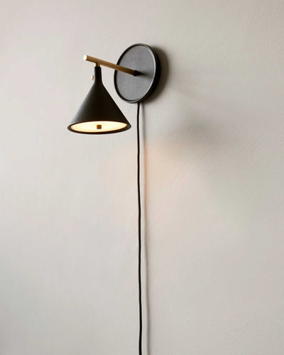Audo Cast Sconce Wall Lamp with Diffuser (Dimmable)