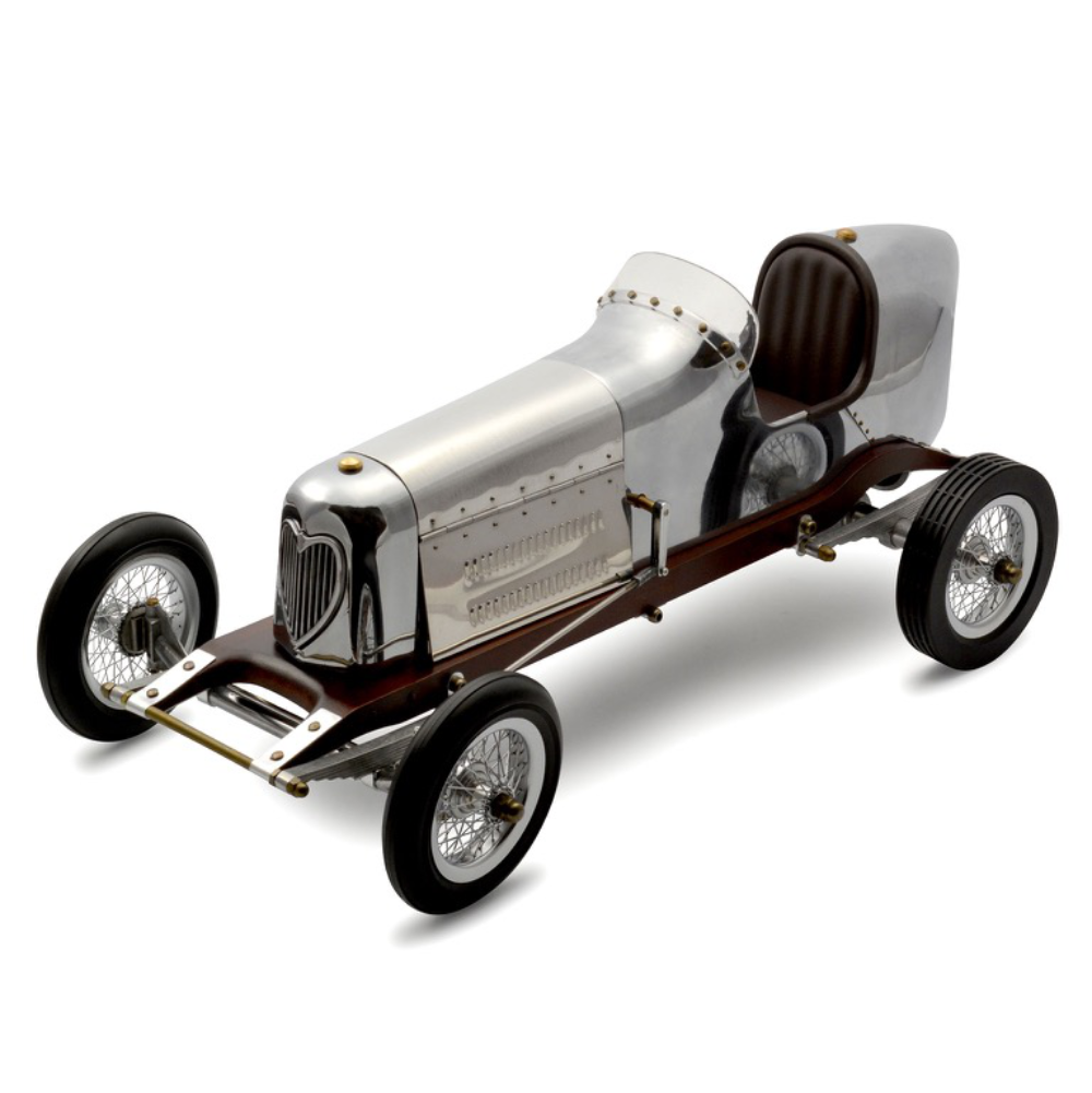 Authentic Models Bantam Midget 1:8 Model