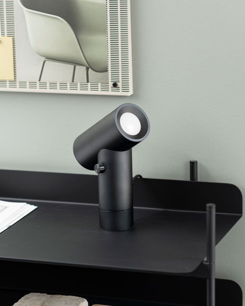Muuto Beam table lamp H26, black