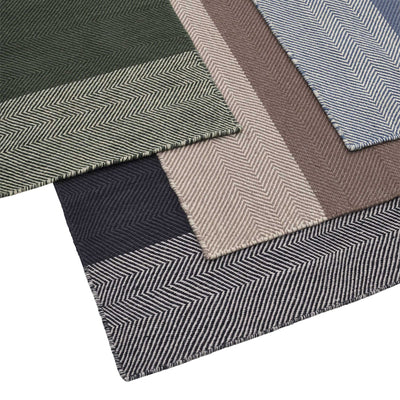 Muuto Varjo rug, dark grey (200x300 cm)