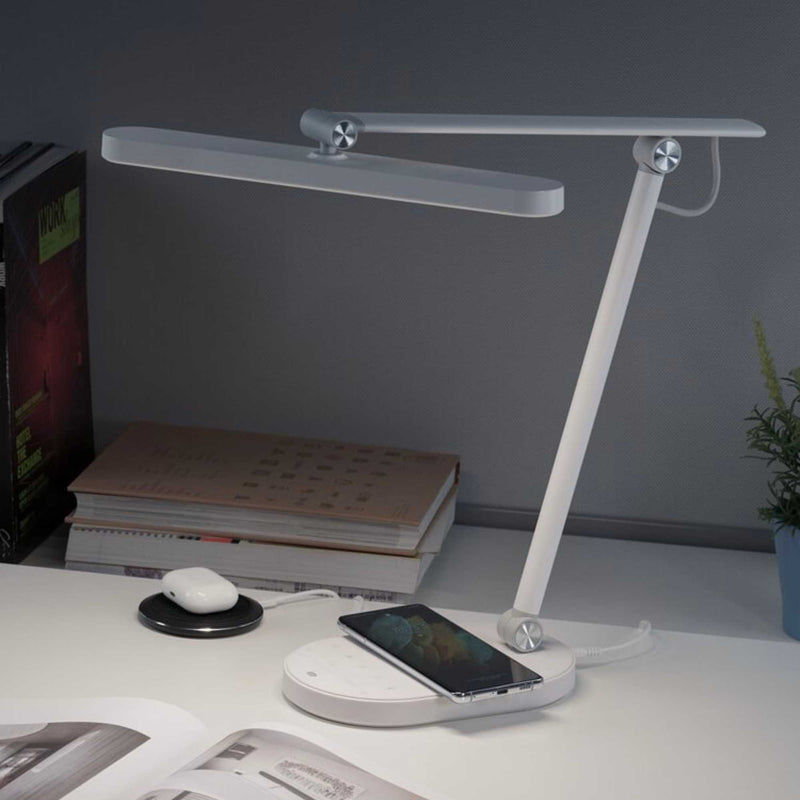 Q.LED2 desk lamp with fast wireless charger, white