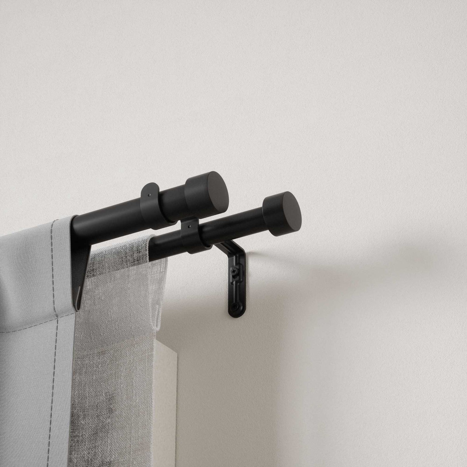 Umbra Cappa double curtain rod, brushed black (36-66")