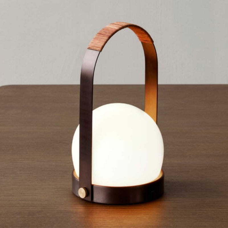Audo Copenhagen Carrie rechargeable lamp, brozed brass/leather