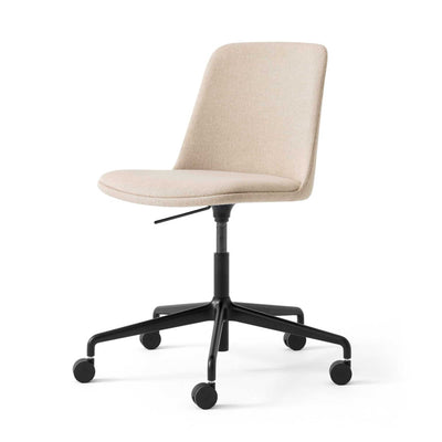 &Tradition HW31 Rely swivel chair, hallingdal 200/black