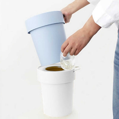 Hachiman Tap trash bin with lid large, smokey blue (10 L)
