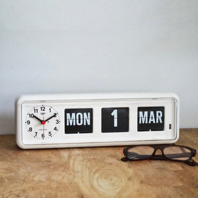 Twemco BQ-38 Perpetual Calendar Clock, white