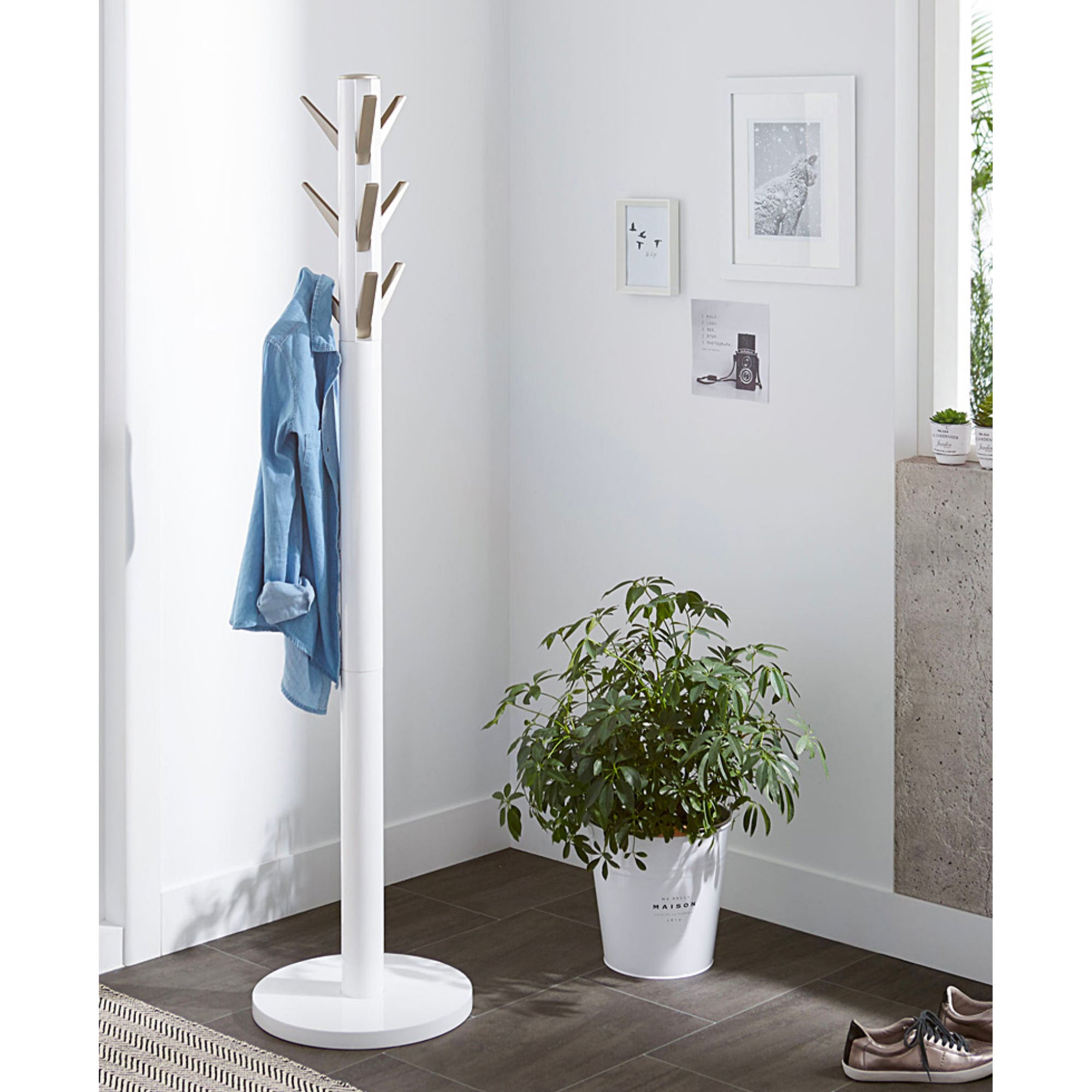 Umbra Flapper coat rack, white